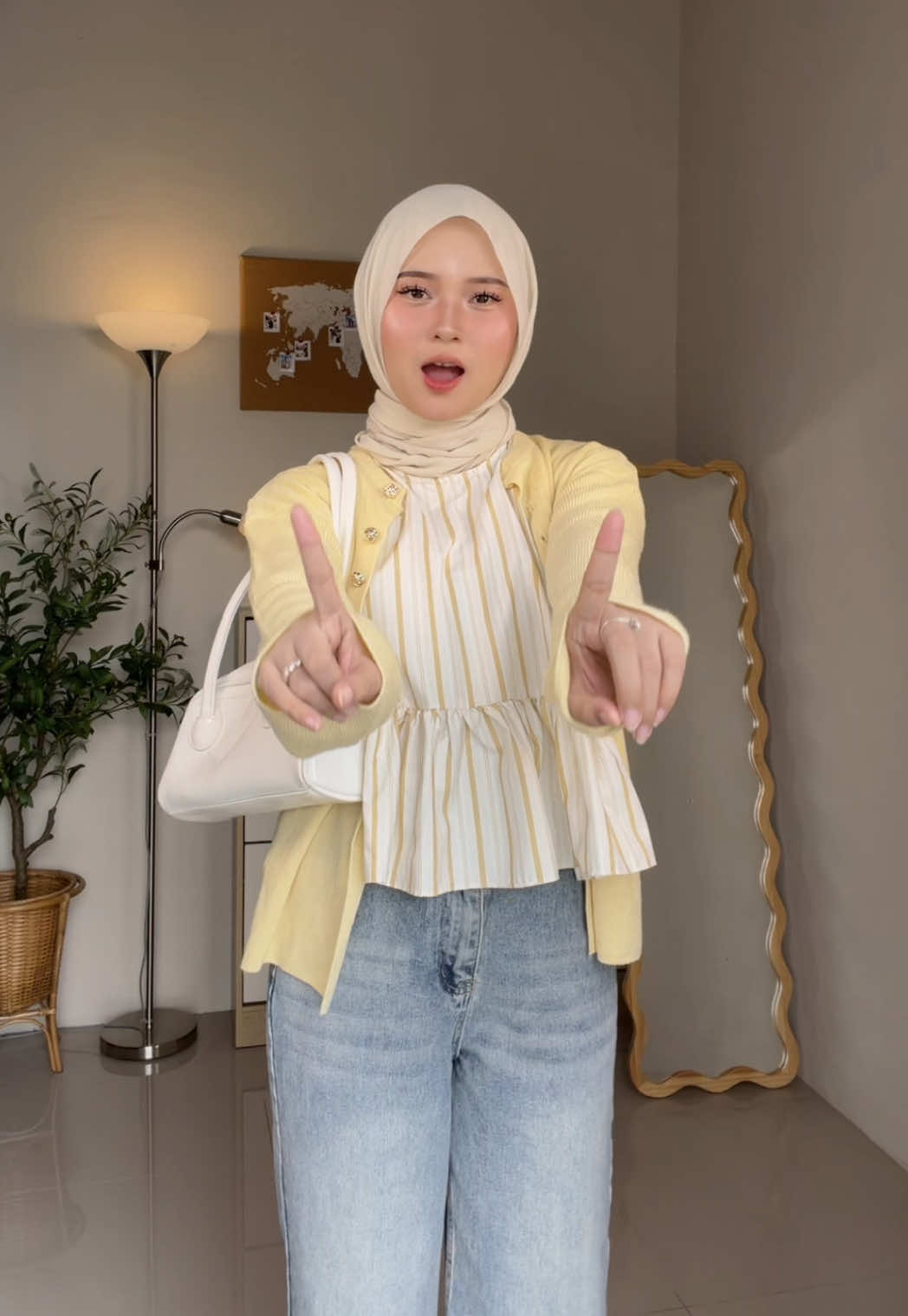 inner aku dari @flogo_id lucu banget hwaaa💛