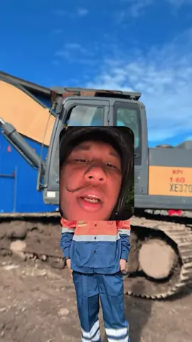 Percintaan hanya penipuan🤨 tetap single era #sitekaltara #operator_excavator #operatormuda #capcut #fyppppppppppppppppppppppp #kuli #perusahaan 