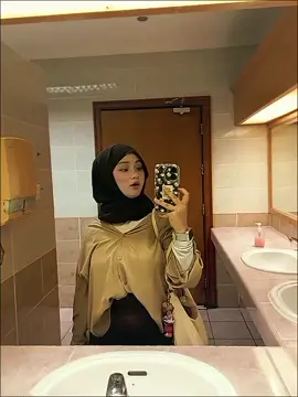 ani kh??#fypシ゚ #bruneitiktok #Biscoitocut #CapCut 