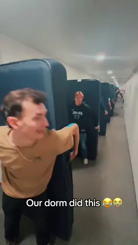 Dominos 😭@Barstool U (Via:@chad_leslie25)