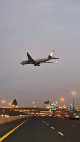 Early drive, quiet mind, good day ahead ✨ #morning #e311 #dubai #uae🇦🇪 #fyp 