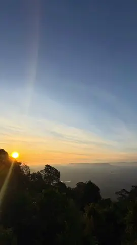 เดอะวันเพลสวังน้ำเขียว เปิดให้บริการห้องพักรายวัน​ มีห้องพักสำหลับ2ท่านและ4ท่าน​ ห้องพักสวย​ สอาด​ ปลอดภัย​ เดินทางสดวก​ ใกล้แหล่งร้านอาหาร​ ​ตั้งอยู่บริเวณตลาดสดบ้านศาลเจ้าพ่อ​ อำเภอวังน้ำเขียว​ จังหวัด​ นครราชสีมา​ สอบถามเพิ่มเติมได้ที่​  โทร.0862485999​ 0801236789​ @เดอะวันเพลส์วังน้ำเขียว #ที่พักวังน้ำเขียว #รีสอร์ท #รีวิววังน้ำเขียว #โรงแรม #Google 