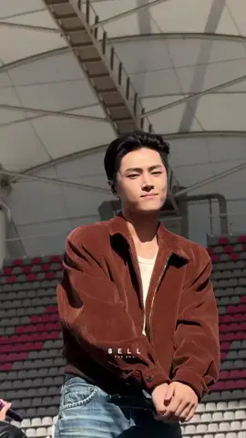 ខ្ពស់ណាស់ សង្ហារណាស់ហើយសេដ្ឋីទៀត🤣❤️#Jay #Enhypen 