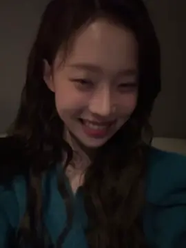 I miss your smile Minjeong 🥺 get well soon poor baby 💙#aespa #winter 