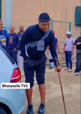 Kwaku msakazi njalo lona 😢 ebahlonipha abantu eyi kwaya kwaya umqondoke....wathutha