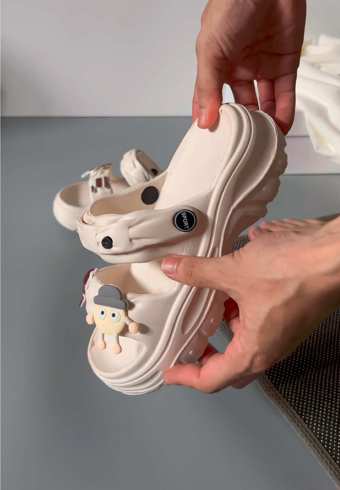 LA006 -Dép Sandal nữ mũi tròn, có quai sau chống nước chống trơn trượt #dep #giaydep #giaycaogot #xuhuong #xybca 