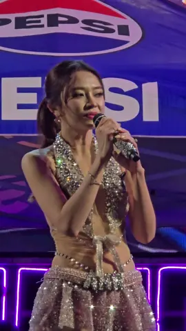 ยังเป็นอ้ายที่น้องฮักหลายมื้อนี้#งานช้างสุรินทร์ #แอนอรดี 