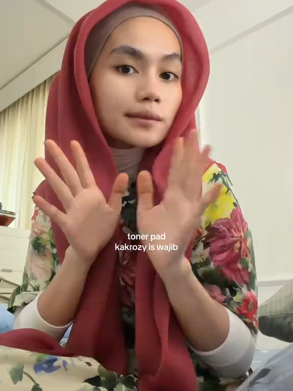 toner pad kak dh macam wajib ek setiap kali nak makeup🤍
