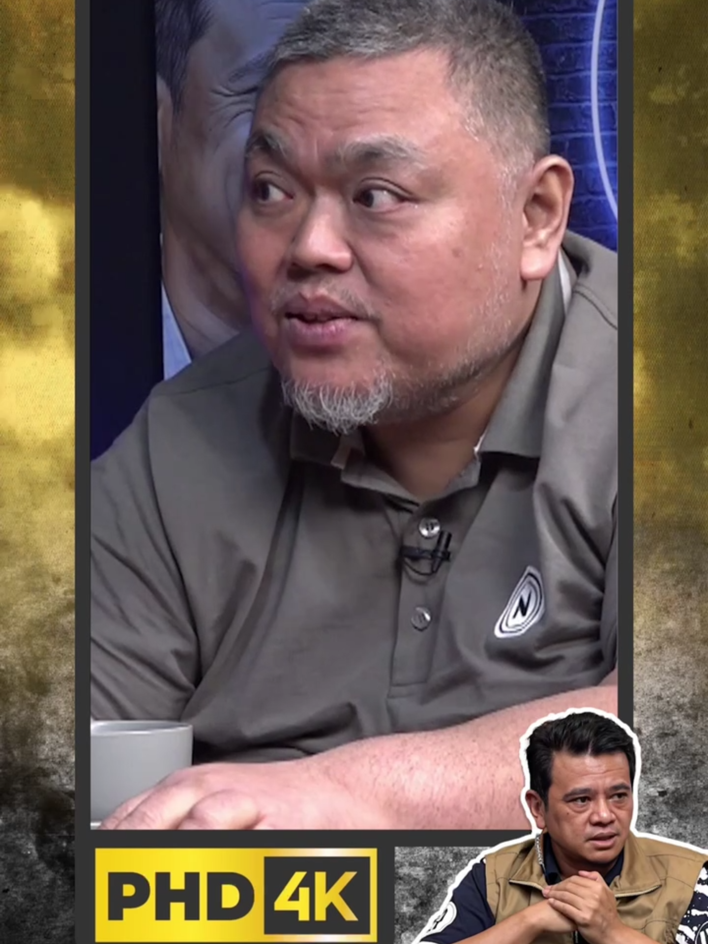 YANUAR RIZKY: SAYA TANTANG PURBAYA BONGKAR BOROK BELANJA MASA LALU...!!! Badan Pusat Statistik (BPS) mencatat pertumbuhan ekonomi Indonesia tembus 5,04 persen year on year (yoy) di kuartal III 2025. BPS mengatakan produk domestik bruto (PDB) dari sisi pengeluaran paling tinggi ditopang oleh konsumsi rumah tangga yang tumbuh 4,89 persen secara tahunan. Apakah perekonomian benar-benar bertumbuh? Tidakkah kenyataan di lapangan malah menunjukan hal sebaliknya? Podcast PHD 4K berikut ini mengupas pertanyaan-pertanyaan tersebut secara Kritis, Kreatif, Konsisten dan Kocak, bersama narasumber yang ahli di bidangnya.* Host: Poempida Hidayatulloh Narasumber: Yanuar Rizky - Pengamat Ekonomi #yanuarrizky #purbayayudhisadewa #menkeu #zakenkabinet #pertumbuhanekonomi #bps #kondisiekonomi #phd4k #podcastphd4k #poempidahidayatulloh #forumkeadilan #konsumsi #pdb #ekonomikritis #beritaterkini #ekonomiindonesia