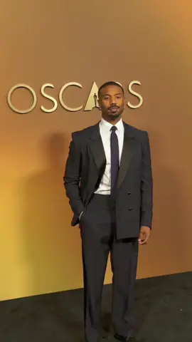 #michaelbjordan dazzles the cameras as he walks onto the #governorsawards red carpet
