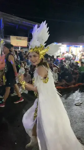 Tak sawang siji-siji kabeh podo full senyum #pesonagondanglegi 