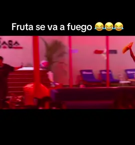 La fruta se va a fuego con @Ñengo Flow 😂😂😂🇵🇷🇵🇷🇵🇷#lacasadealofoke2 #teamlosnenes🇵🇷 @Matias Alofoke artículo 4 con fruta 😂