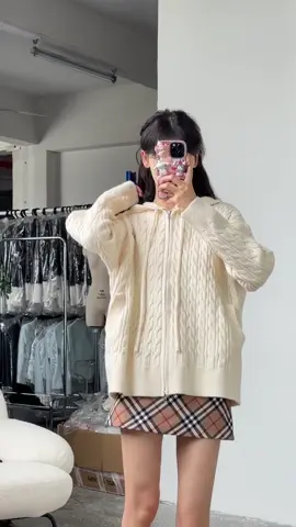 Áo len xinh đi chơi noel đây ạ ##trending #xuhuong #viral #outfit #outfitideas 