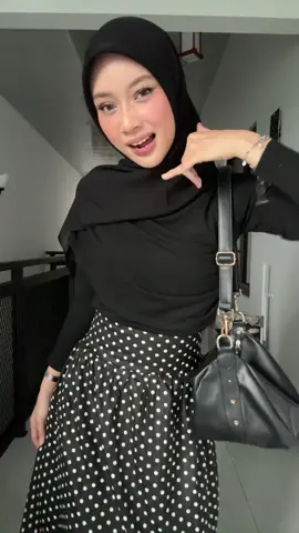 Atasannya ada di kerkun, roknya bisa ke bio no 3❤️