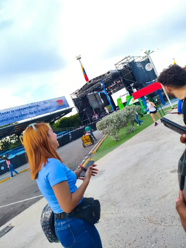 #maracaibo #bikers #LIVEIncentiveProgram #LIVEwithlowfollowers #PaidPartnership 