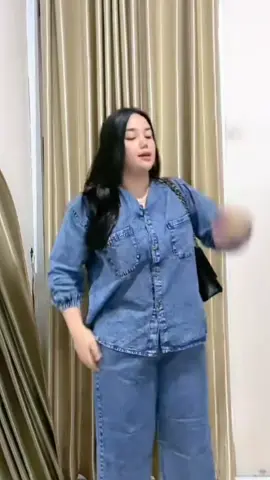 Beli lokal Power Shop Zifana~Almeera Setelan Jeans wash Atasan dan Celana Terbaru Jumbo Kekinian Setelan Wanita Dewasa#setelancelana #setelanjeans #setelanjumbo #setcelviral #setelankekinian 