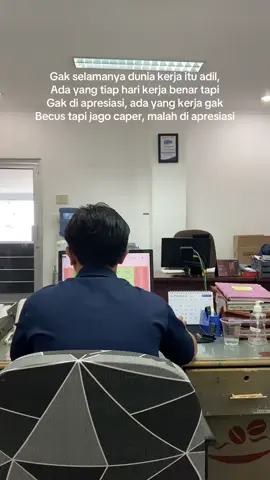Pahamkan sekarang harus apa? #work #officelife #corporatelife #duniakerja #xyzbcafypシ 