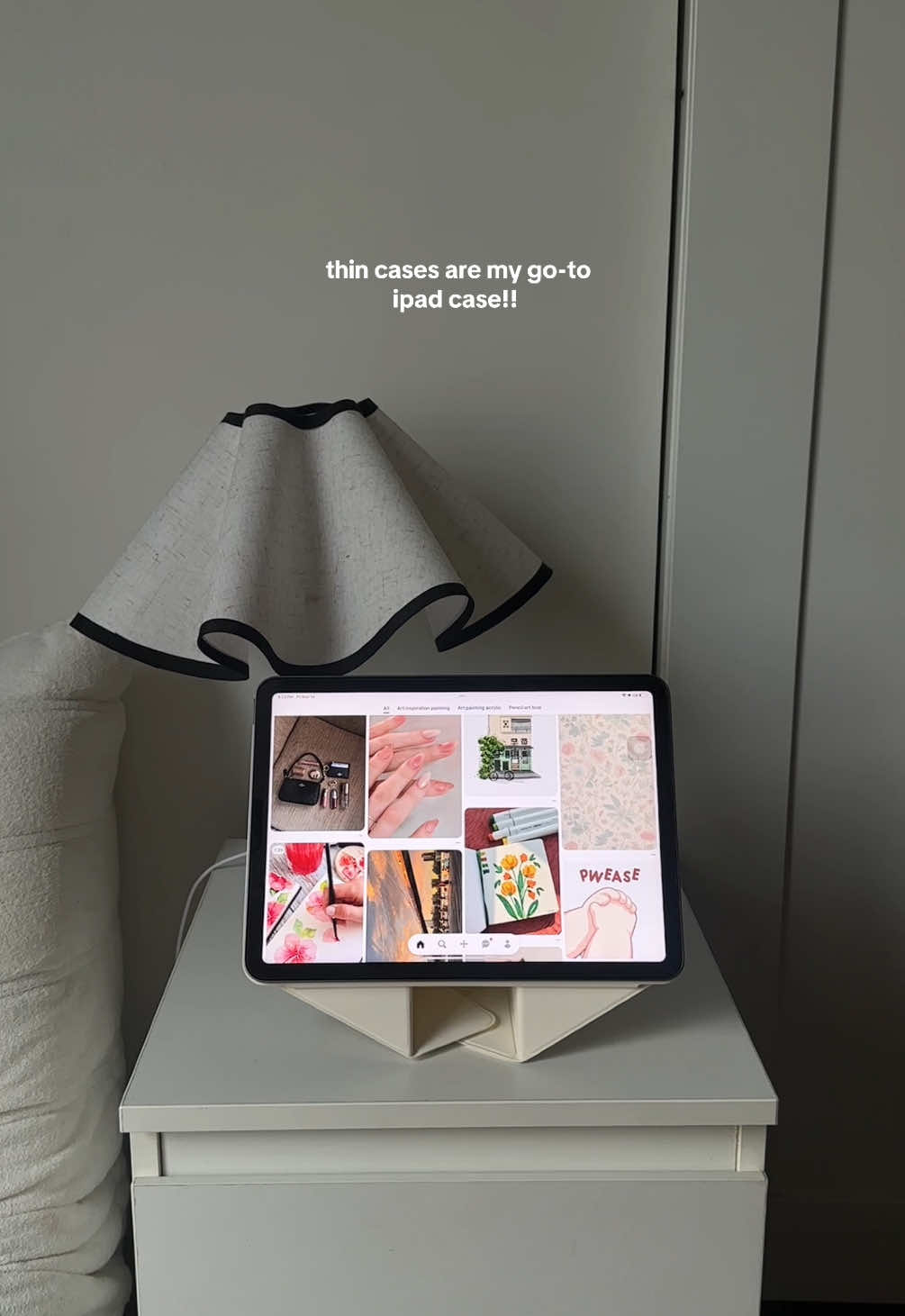 i love that it can be in desktop mode with enough space for my keyboard sa babaaa.  #ipadcase #case 