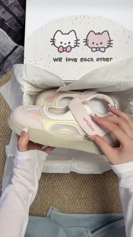 Giày nữ quai dán #giaynu #giaythethao #giayquaidan #giaynuhottrend #giaydep 