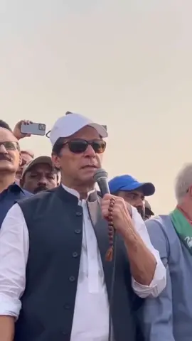 کہ مجھے کوئی فرق نہیں پڑتا کہ کونسا ارمی چپ ہو یا کونسا دی جی آئی سائی ہو#viralvideo #repost #releaseimrankhantosavepakistan #qadi804release #murshaid 