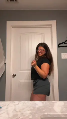 Who loves cake? 🎂 #rihanna #cake #fyp #followme #Love 