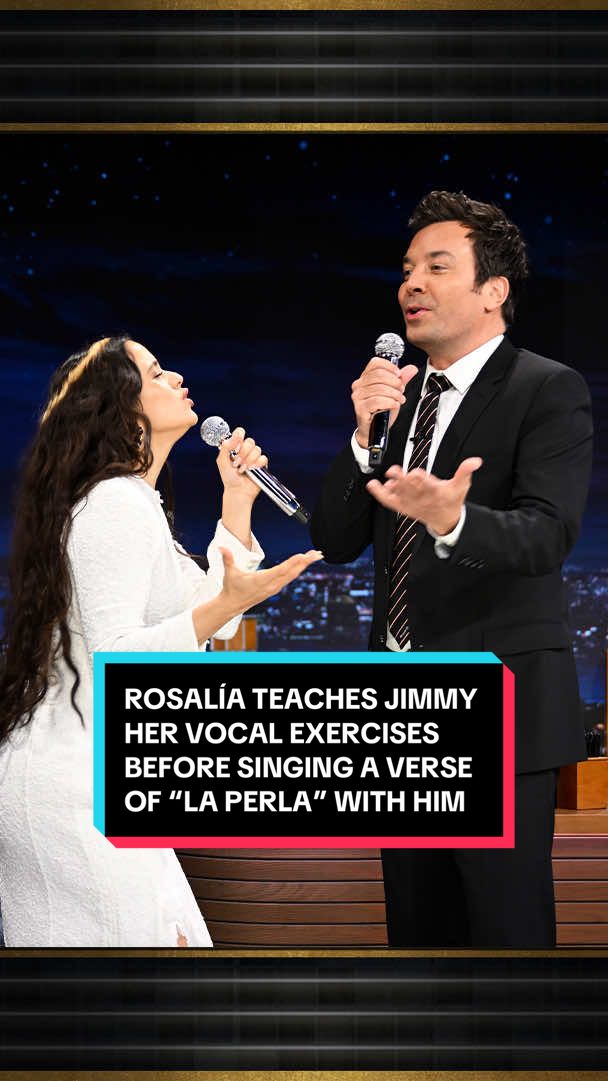 @La Rosalia teaches Jimmy her vocal exercises before singing a verse of “La Perla” with him 🤍 #FallonTonight #TonightShow #ROSALÍA #ROSALÍAOnFallon #JimmyFallon 