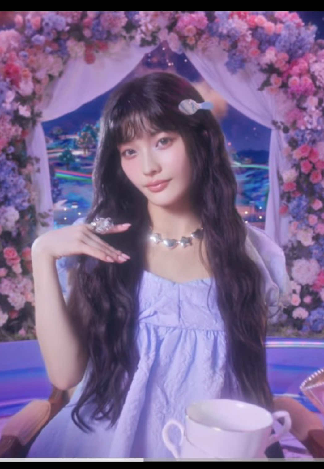 SHES SO CUTE?? IROHA YOU ARE insane for this. her voice fits the song SO much. Please go listen to it on YouTube !!  #iroha #MAQuillAGE #illit #tommyfebruary6 #illit5thgenleaders 