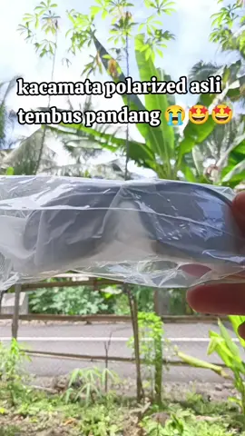 kacamata polarized tembus pandang ke air dan menahan silauan air  #kacamatamancing #kacamatajogging #kacamatamurah #kacamatapolarized #fyppppppppppppppppppppppp 