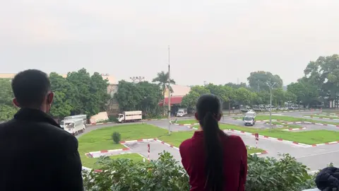 8 tháng cuối cùng cũng lấy đc cái bằng C1..., anh em thi ở Hùng Vương Vĩnh Phúc thế nào ạ? Ngồi nghe thấy trượt nhiều mà hoảng