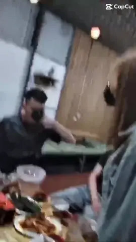 buồn buồn thì đi giải sầu thôi 