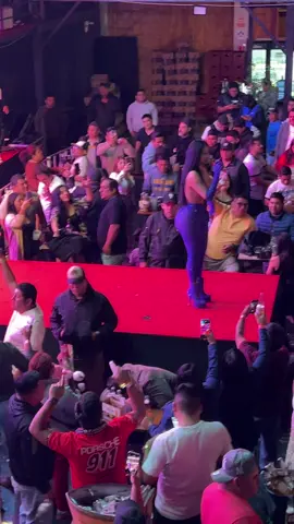 #tiktokviral #parati #oceaniacevicheria #pamelafrancooficial @Pamela Franco Viera 