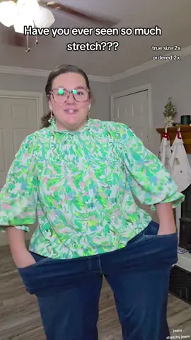 I still can't believe how stretchy and comfortable these Halara jeans are!!! @Halara_official @Halara  #halara #halaratiktokshop #halarapants #plussize #plussizefashion 