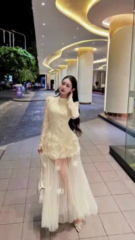 Hồng trần như mộng, người tỉnh mộng tàn Nhân sinh như kịch, người tỉnh mộng tan. 🖤#viralvideo #xuhuong #thoitrang #damxinh 