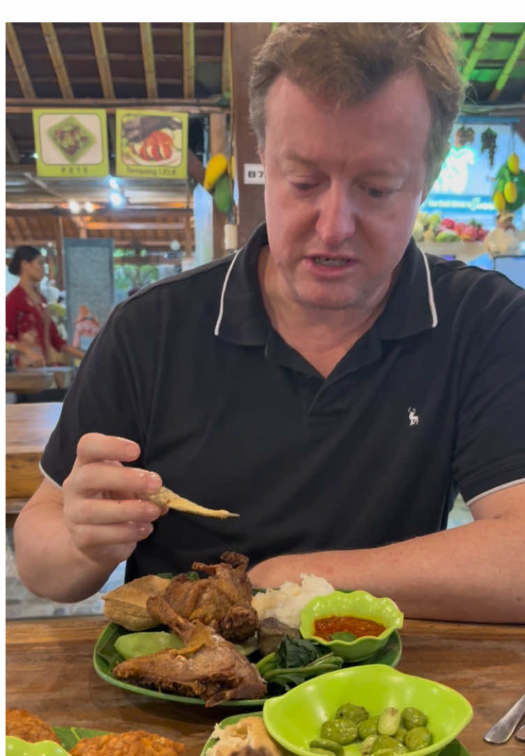 Bule opo Iki sak anane kok melbu kabeh 