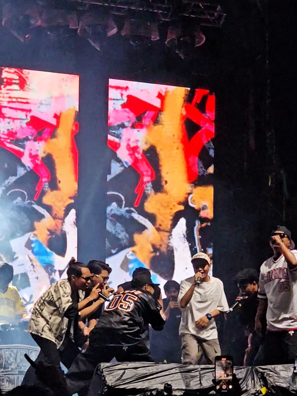 kapan lagi kan kumpul 1 panggung d semarang @DENNY CAKNAN @NDX AKA 