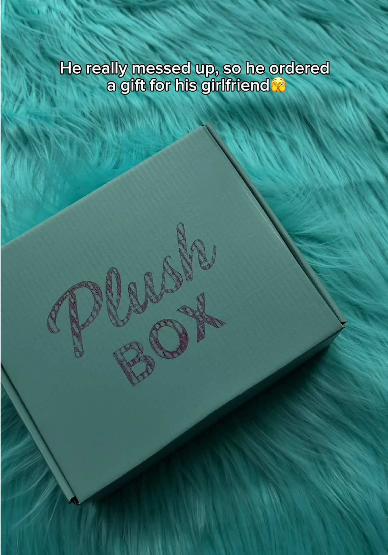 Special gift for HER 💖🎀👛✨ #misterybox #plush #smallbiz #SmallBusiness #packing #unpacking #box #supportsmallbiz #girls #shopify #top 