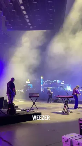 say it ain’t so… 🔥 #CoronCapital25