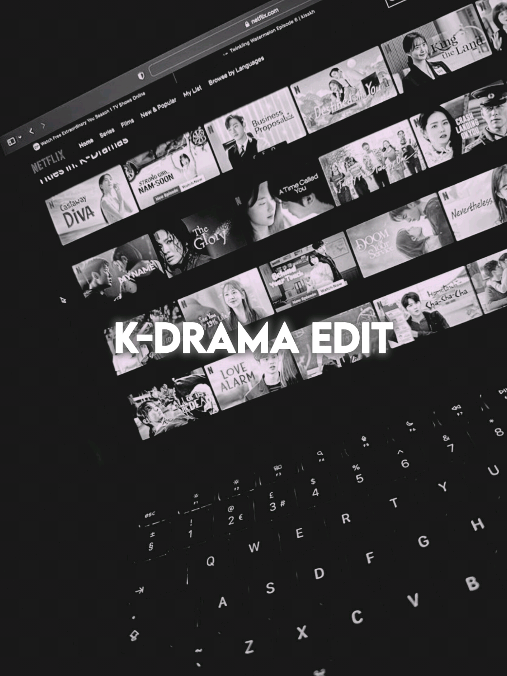 capek banget jadi ratu 😢. ______________ tittle: #mrqueen  #drakorrekomendasi #koreanactor #shinhyesun #kimjunghyun 