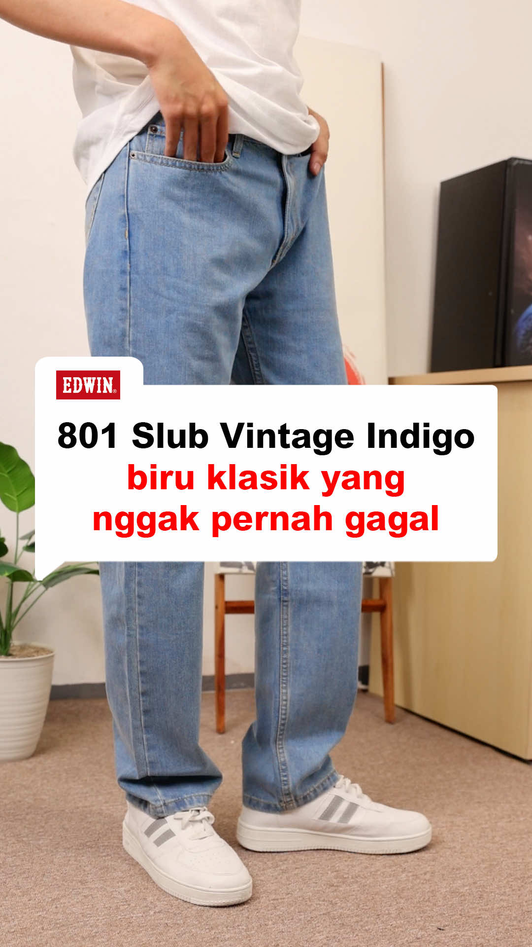 Dengan cutting regular fit dan bahan premium, jeans ini terasa nyaman dipakai seharian, Ada ruang ekstra di bagian paha. #edwin #winwithedwin #edwinjeans #denim #edwinindonesia