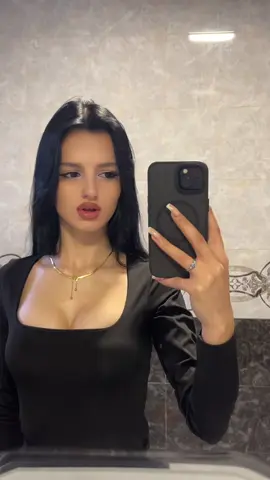 #ფორიუზე🖤👑🥀 #foriu🖤 #შავთმიანიგოგო🖤 #actives?🖤 