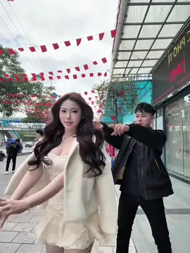 Em chẳng thấy bầu trời trong xanh  =)) @Dương Ngô Khải❤️‍🔥 @Lương Quỳnh Như  #xuhuong #duongngokhai❤️‍🔥   #viral #luongquynhnhu 