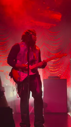 VIBES DON’T LIE by Leon Thomas  Mutts Don’t Heel Tour - The Fillmore Silver Spring, MD November 16, 2025  #muttsdontheeltour #vibesdontlie #leonthomas #thefillmore 