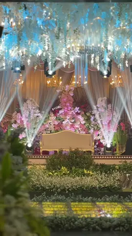 Dekorasi royal wedding by Tinampi Dekorasi #tinampidecoration #tinampidekorasi #fypシviral 