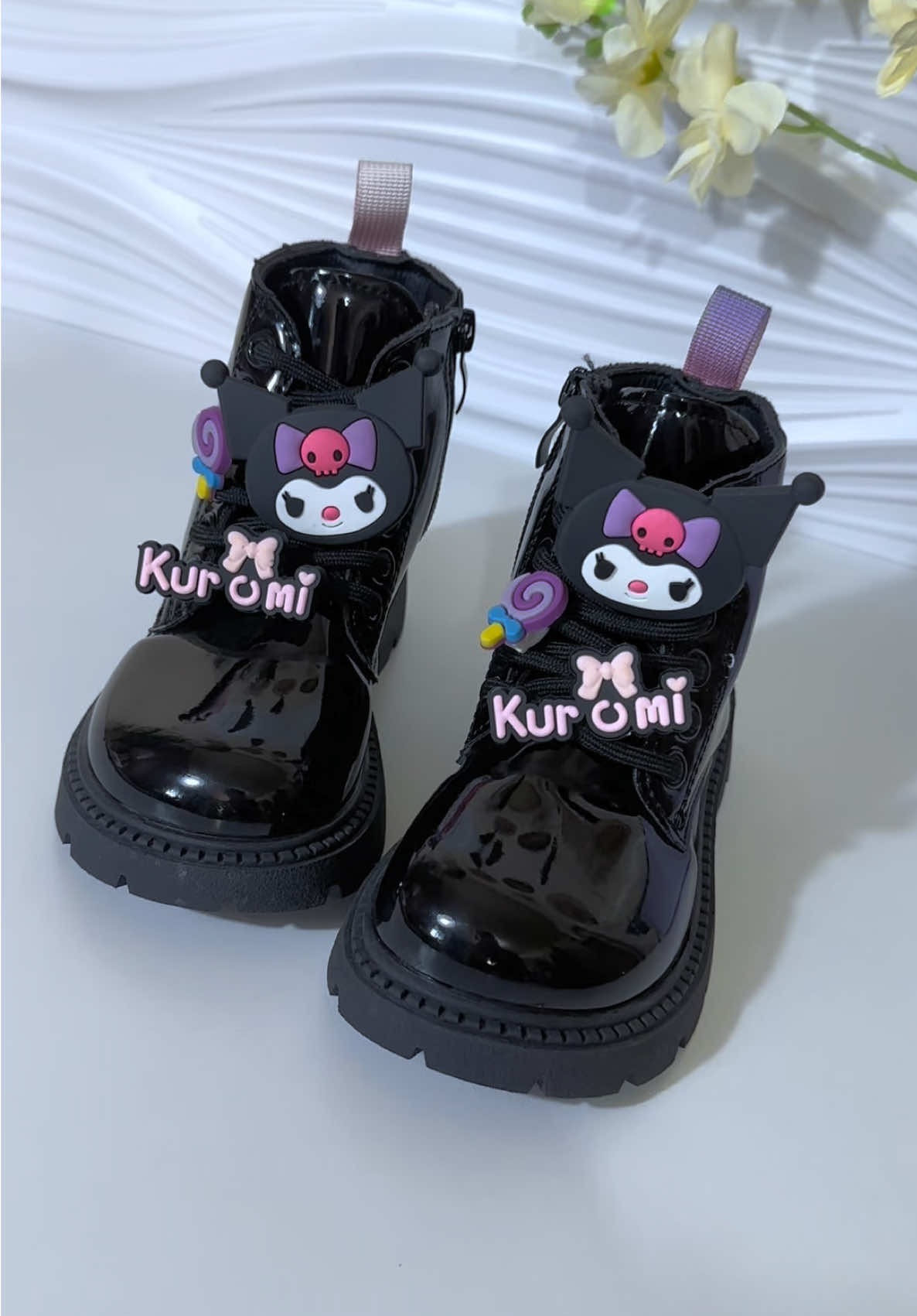 Buy here@𝘽𝙪𝙙𝙤𝙡𝙚𝙧𝙖𝙣𝙜𝙢𝙤𝙢𝙢𝙮⬅️  #kuromibootsforkids #kuromishoes #bootsforkids #kidsfashion #blackboots 