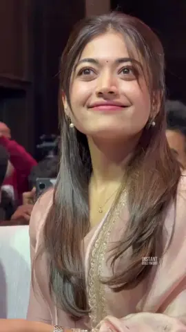 one word for Rashmika Mandanna #shorts #bollywood #dd #foryoupage 