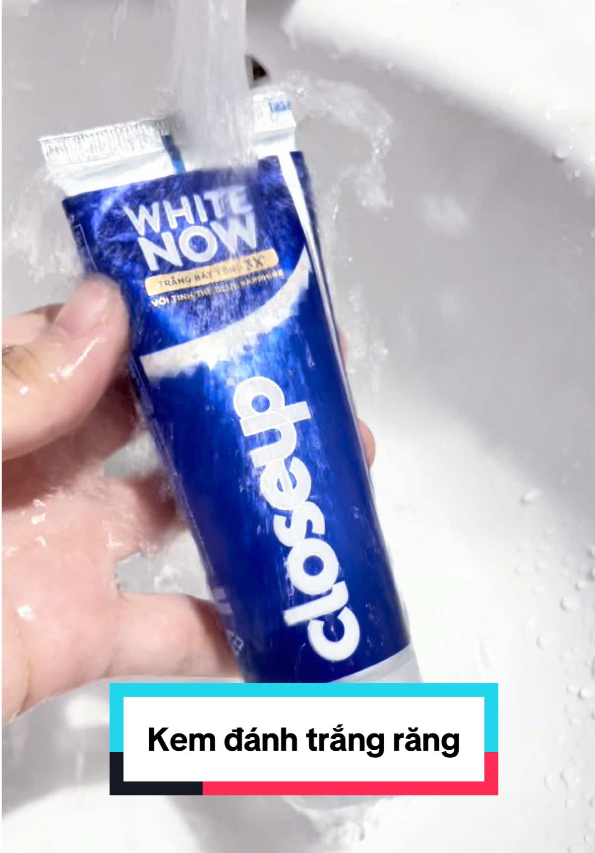 Kem đánh răng Closeup White Now#giangtichcucreview #kemdanhrangcloseup #chamsocrangmieng #closeupwhitenow #kemdanhtrangrang 