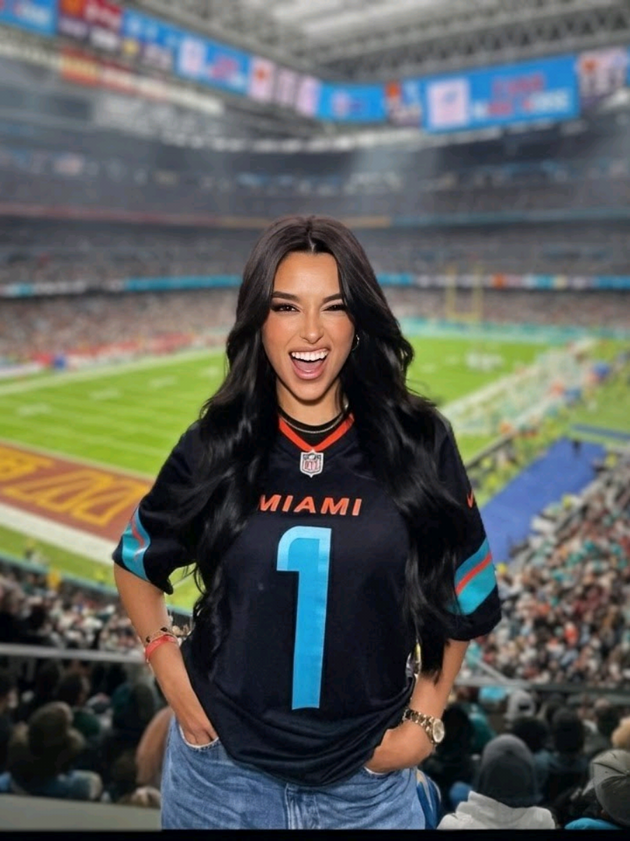 all the lights @maarta_diaz @Mar Lucas #nflespana #madrid #martadiaz #martadiazedits 