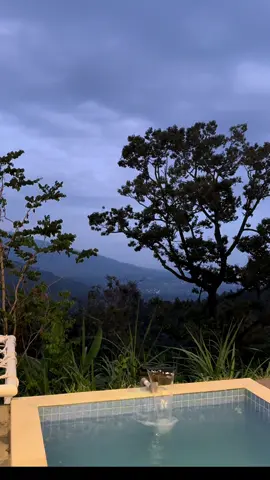 Bener2 recharged energy banget , dengerin suara alam + city light yg gak ada obat nya 🍃❤️ #villatrawas #bagusbanget #villavive #fyp 