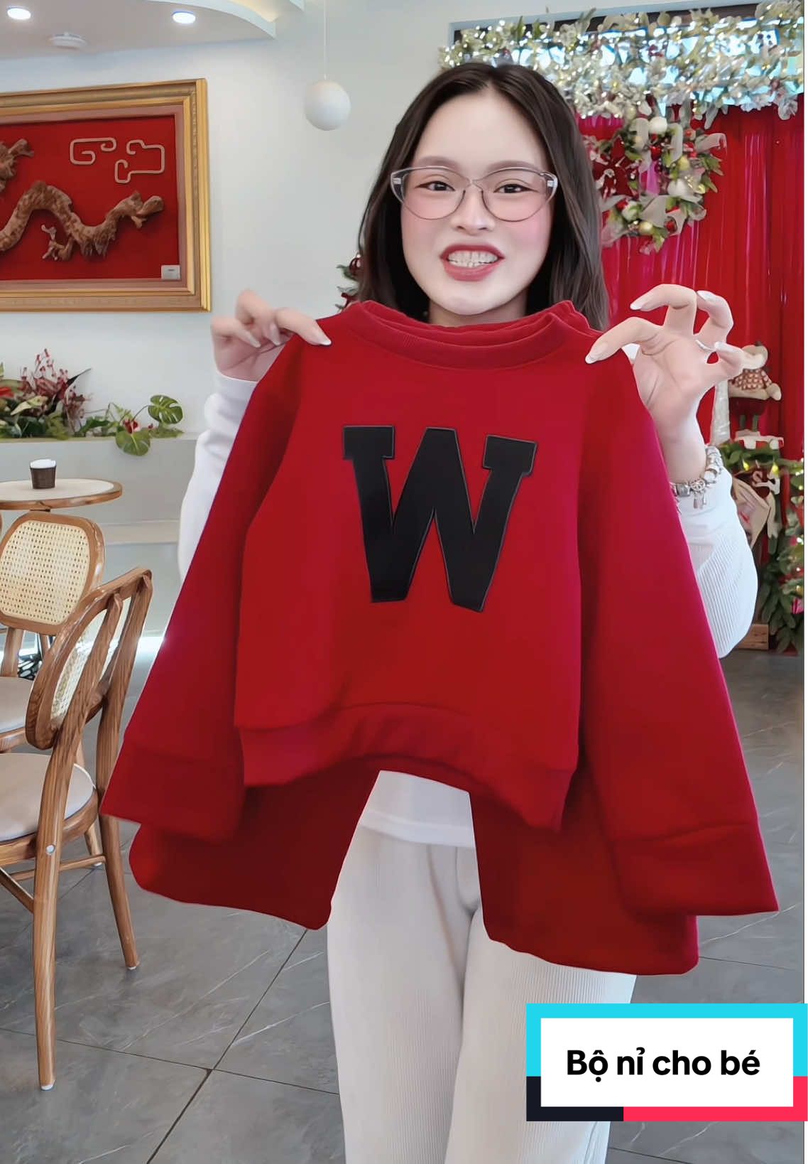 Màu đỏ chứng tỏ noel #bonichobe #bodaitaychobe #bothudongchobe #mesungkids 