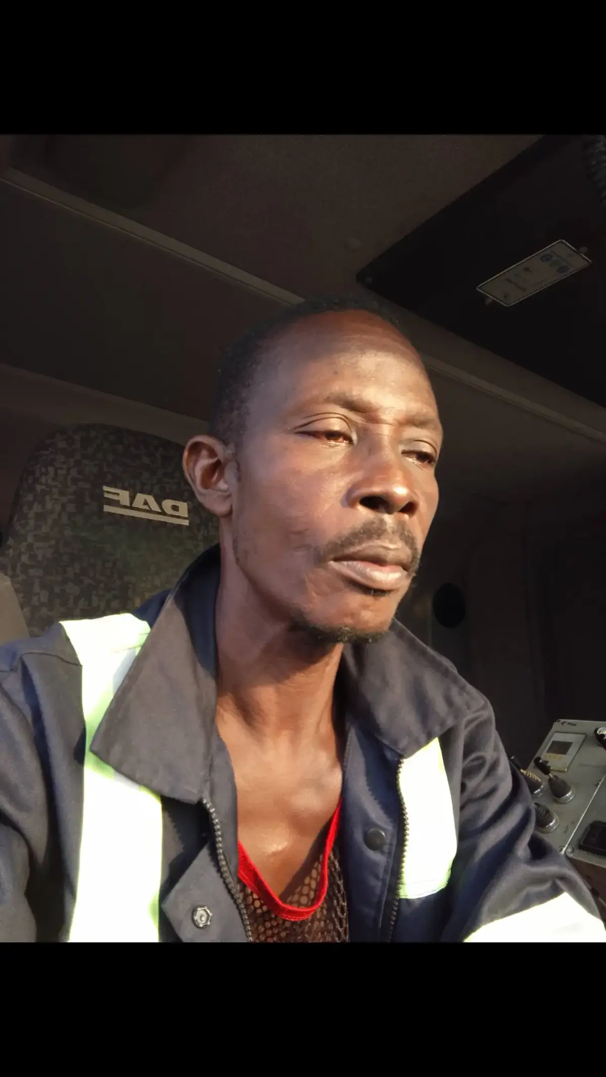 why leaving us so soon Daddy, may ur soul rest in perfect peace, u will forever remain in my heart,🥹🥹🥹🥹🥹🥹